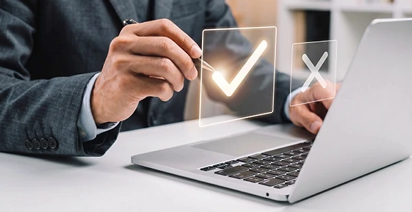 Verificarea costurilor și DAE pentru credite IFN online