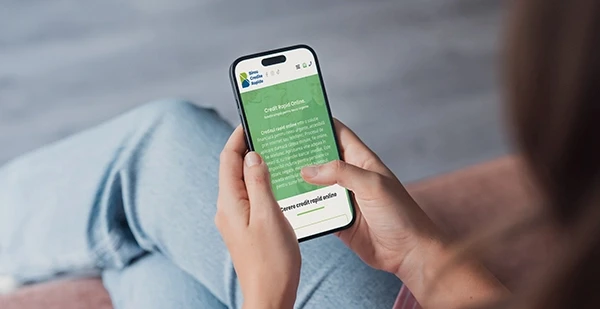 Verificare credit IFN online pe telefon înainte de aplicare